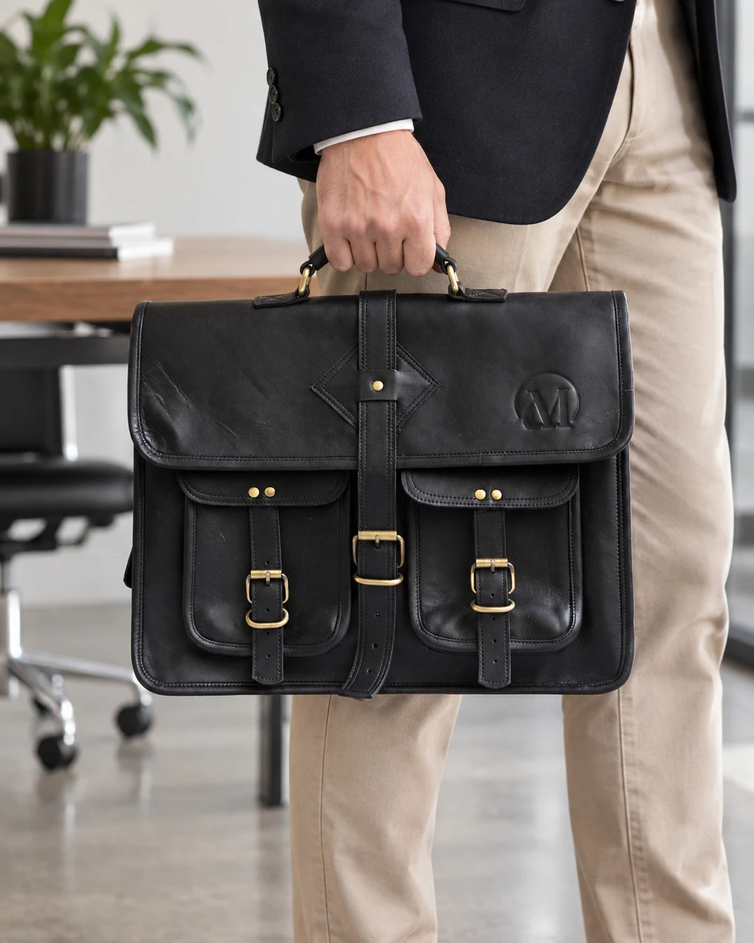 Double-Pocket Leather Messenger Bag - gallery image 2